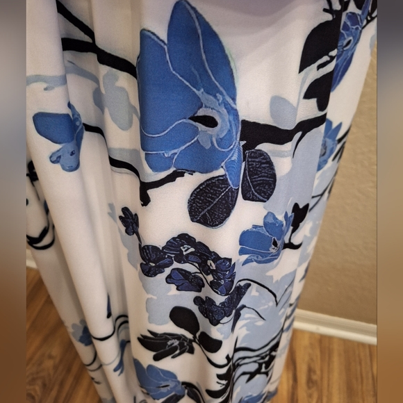 MADE WITH ♥️ Maxi Dress Beautiful shades of Blue - Picture 3 of 11